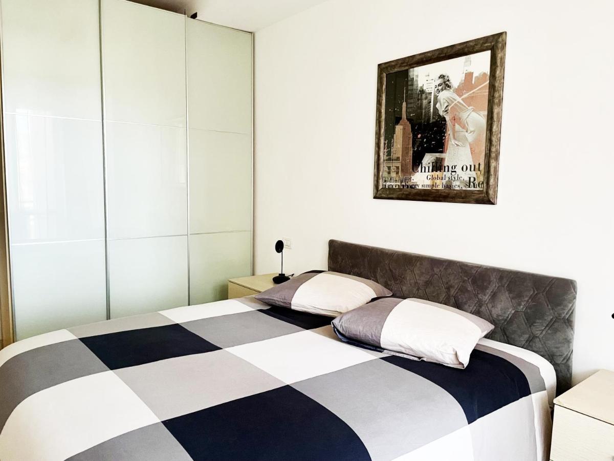 The Cocoon Apartment Ombrone Arezzo Bagian luar foto